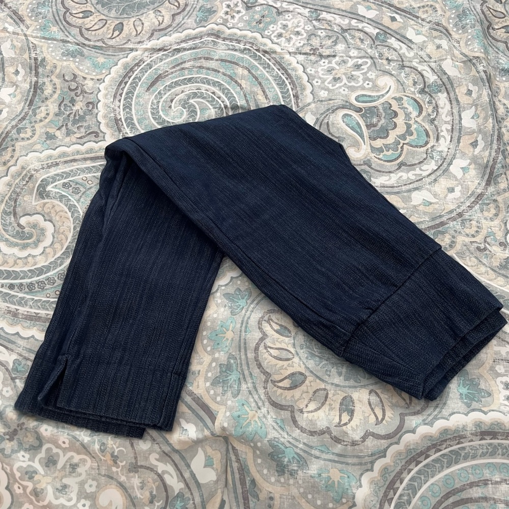 Capri Agnes and Dora jeggings